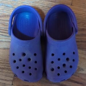 CROCS Kids Purple Classic Clog with Heel Strap
